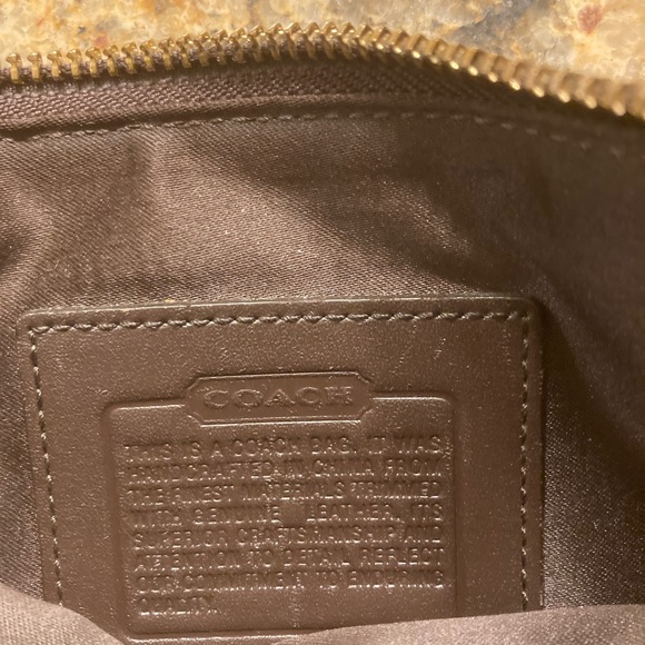 Crossbody/ messenger bag - Picture 7 of 15